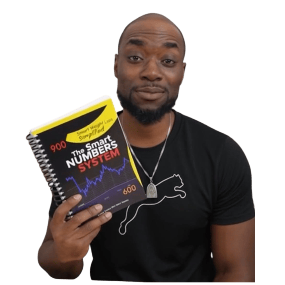 Adam The Nutritionist teaching women how to estimate calories instantly